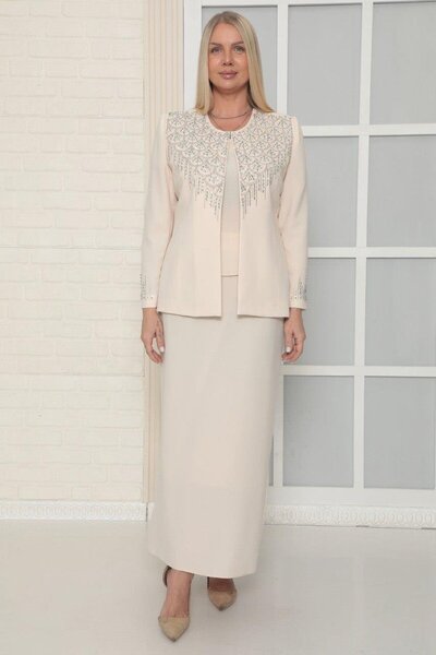 MİSS DİAMOND سترة أنيقة بتفاصيل مطرزة بالحجارة، طقم ثلاثي من ثلاث قطع مع تنور...