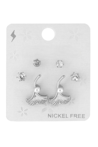 YUNİCCİ & CO أقراط من الفولاذ على شكل بوجيتير