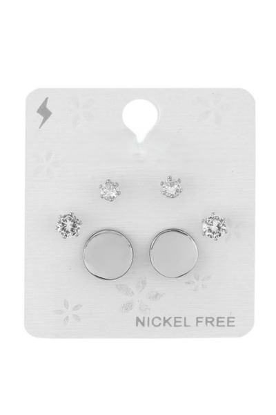 YUNİCCİ & CO أقراط من الفولاذ على شكل بوجيتير