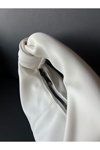 eranora Elva Capsule Bag Baguette Bag