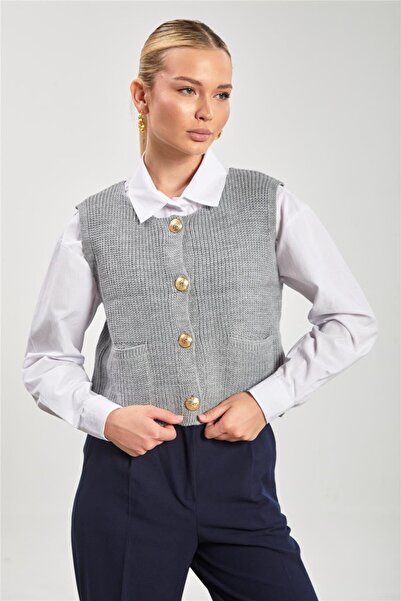 BARRELS AND OIL Women's Buttoned Knitwear Vest with Pockets - Gray