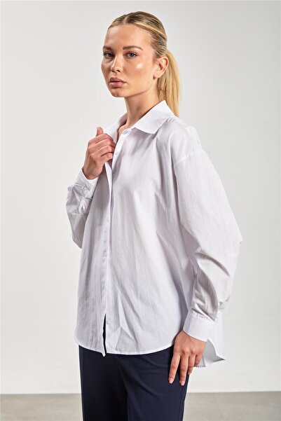 BARRELS AND OIL Women's Classic Oversize Shirt - Navy Blue