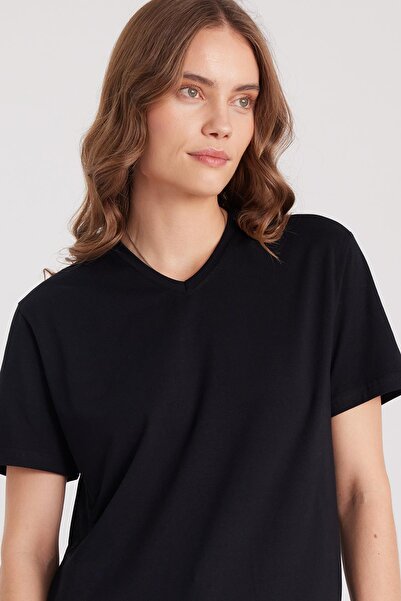 Tudors Γυναικείο μπλουζάκι με λεπτή εφαρμογή, βαμβακερό, μαλακό υφή, ελαστικό ύφασμα λύκρα, απλό βασικό μαύρο μπλουζάκι με λαιμόκοψη σε σχήμα V