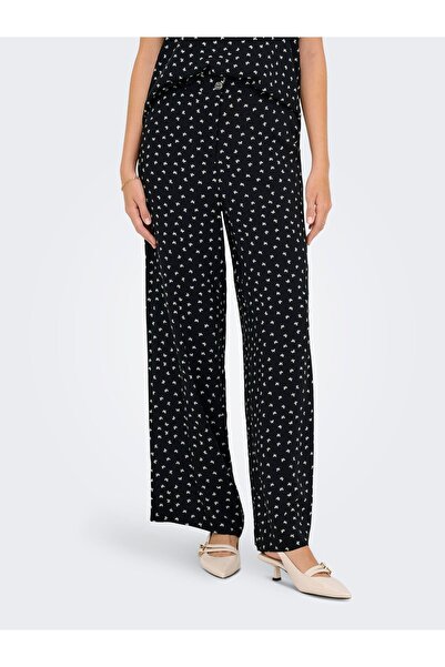 ONLY Hose ONLNOVA Normal geschnitten Hose