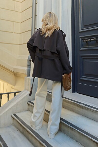 Laluvia Acı Kahve Oversize Düşük Omuz Kısa Trenç - 9580