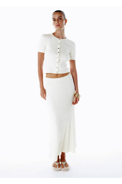 Knitss Ecru Knitwear Skirt with Special Knit Detail