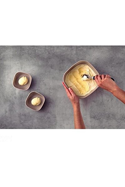 TRAMONTINA Utilita Ice Cream Ladle with Stainless Steel Blade and Black Polypropylene Handle