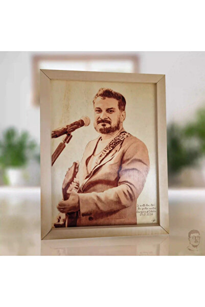 Sele ART Personalized Pyrograved Portrait - The Perfect Gift on Wood