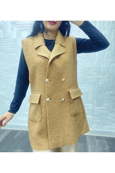 My Destino Curly Buttoned Vest