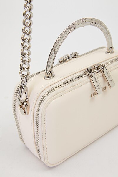 Levidor Beige Metal Strap Detail Shoulder Bag