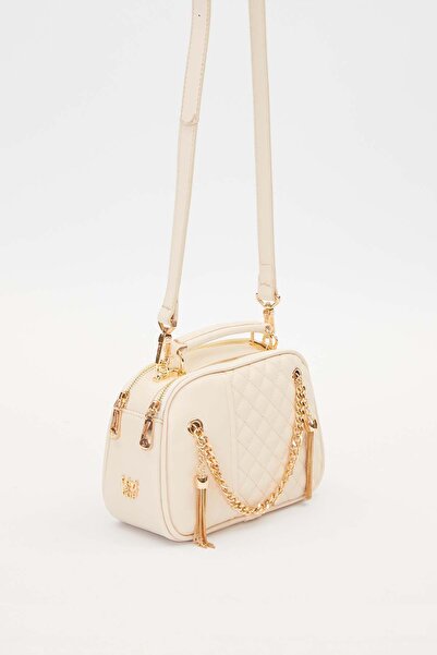 Levidor Τσάντα ώμου με λεπτομέρεια από κρεμ αλυσίδα