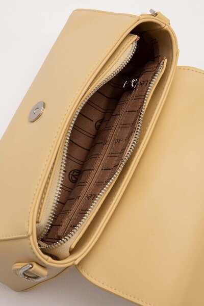 Levidor Yellow Logo Buckle Shoulder Bag