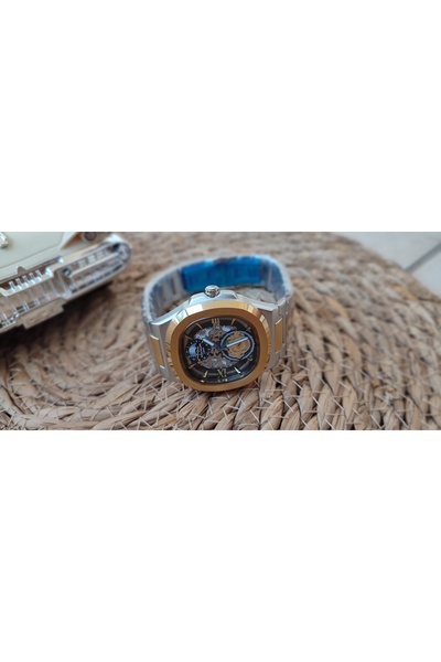 Universal Patek Philippe