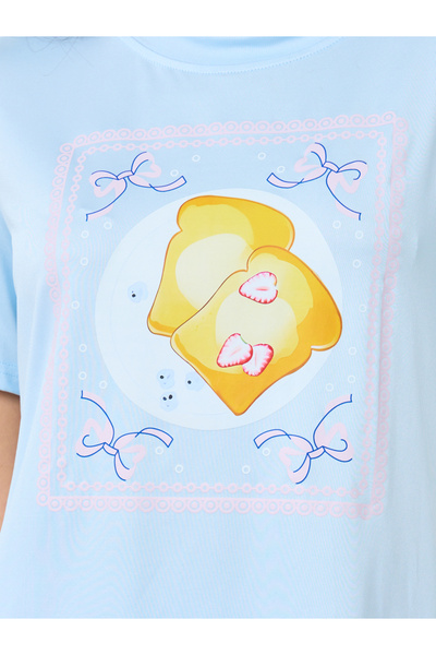 Take Two By Styli Graphic Print T-Shirt and Straight Pyjama Set