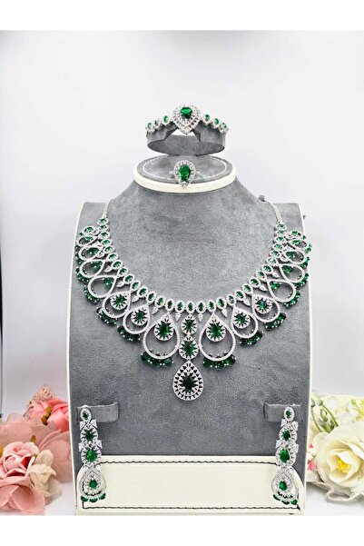 Afnan Al-Dana Accessories High-quality zircon accessory set with a stunning shine