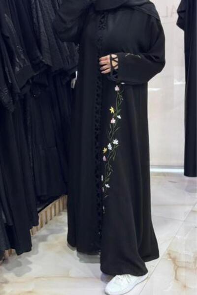 Noor Embroidered Abaya with Unique Design