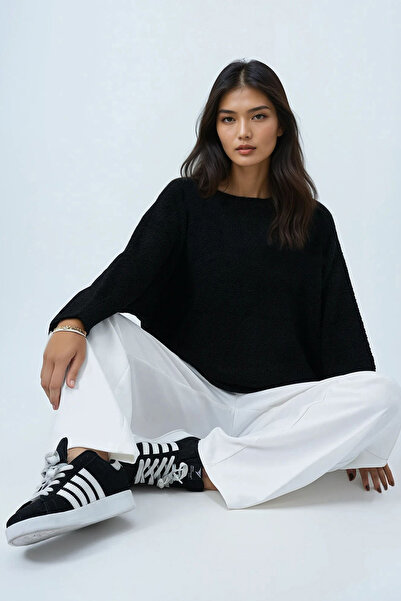 Trend Alaçatı Stili Kadın Siyah Kayık Yaka Yarasa Kol Buklet Triko Kazak Alc-X14441