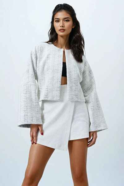 Trend Alaçatı Stili Jachetă de tweed cu agrafe pentru femei, alb murdar, cu efect decolorat Alc-X14479