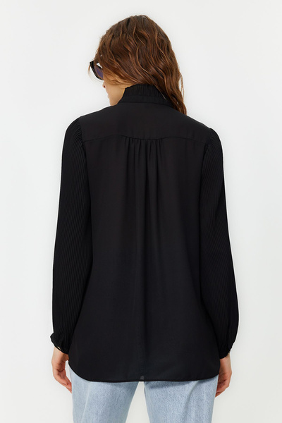 Trendyol Modest Černá volánková šifonová tkaná košile TCTSS24TG00014