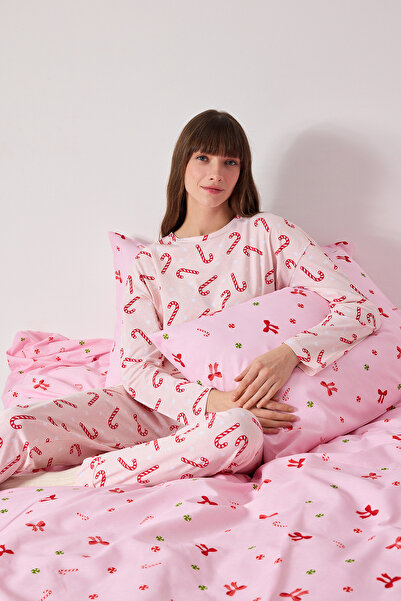 TRENDYOLMİLLA HOME Set de lenjerie de pat dublu cu tematică de Anul Nou, ușor de călcat, 200x220cm TPHAW26CKN00011