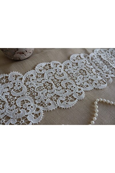 SHERLOCK Guipure Tape (5 Meters)