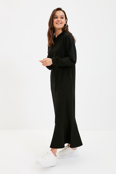 Trendyol Modest Φόρεμα με μαύρη κουκούλα πλεκτό φούτερ TCTAW22EB0142