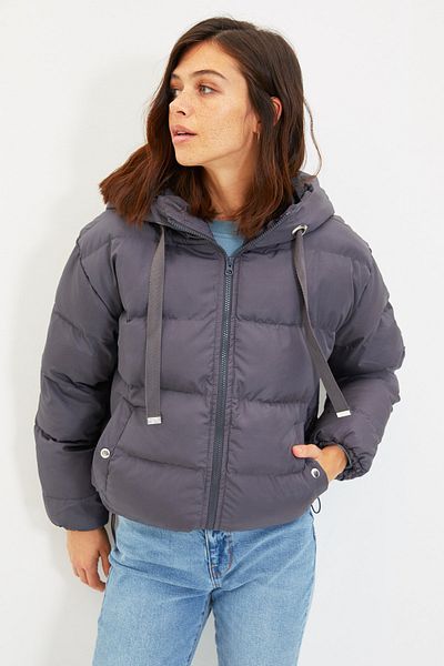 Trendyol Collection Winterjacke - Grau - Puffer