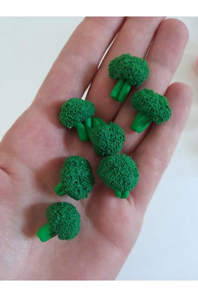 SYLVANIAN FAMILIES Handmade Fimo Miniature Broccoli 1 piece