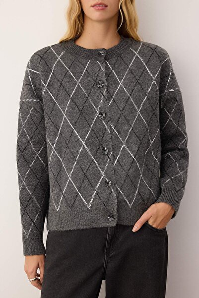 Trendyol Collection Antracitový vyšívaný měkký úplet s širokým střihem Cardigan TWOAW26HI00252