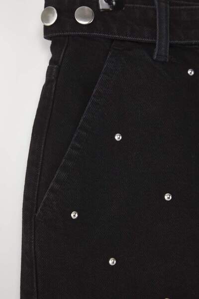 Trendyol Collection Wardrobe Essentials Black Mini Denim Skirt with Accessory Detail Twoaw26Et00075