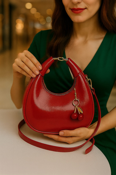 ESTUTE Cerry El Ve Omuz Çantası Charm Hediyeli