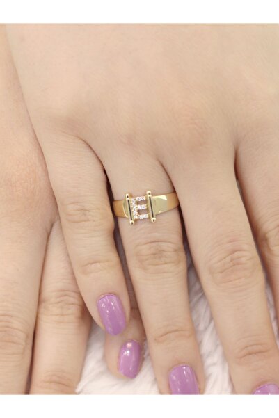 ZEYNEPLİ GOLD 14 Ayar Altın Küçük E Harfli Taşlı Yüzük