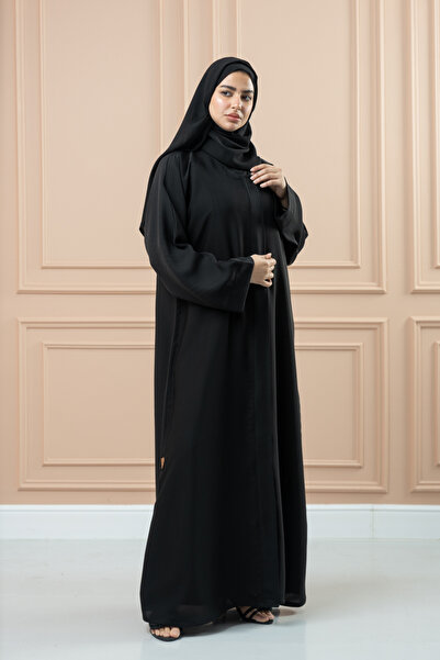 LAVİNİA Lavinia women's abaya, made of silk, hidden zipper.