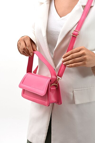 NBİBAGS Moi Fuchsia Geantă de mână, braț și umăr pentru femei cu design elegant, cu curea reglabilă, L:10 E:21 L:7 cm