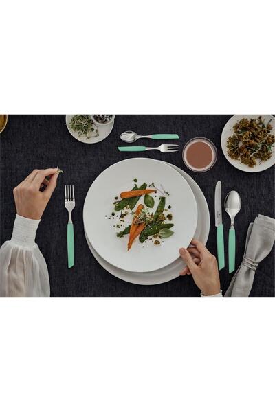 Victorinox Swiss Modern 24 Piece Cutlery Set