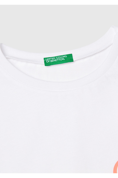 United Colors of Benetton Tricou alb cu mânecă scurtă cu imprimeu grafic pentru fete