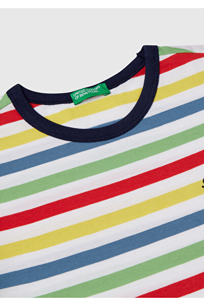 United Colors of Benetton Fiú színes mix csíkos elülső logóval hímzett póló