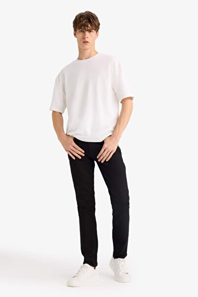 DeFacto Pedro Slim Fit Dar Kalıp Normal Bel Dar Paça Jean Pantolon S2711AZ21SP