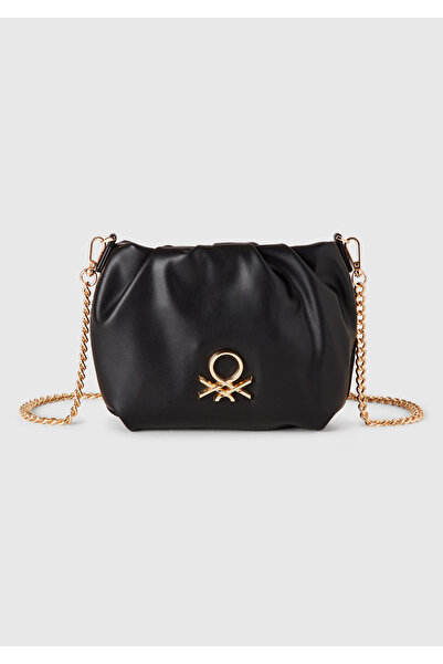 United Colors of Benetton Γυναικείο πορτοφόλι με λουράκι με αλυσίδα με μαύρο εφέ Napa 3D λογότυπο