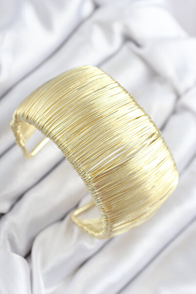 Lisinya Brass Wire Wrapped Model Gold Color Women's Bracelet -