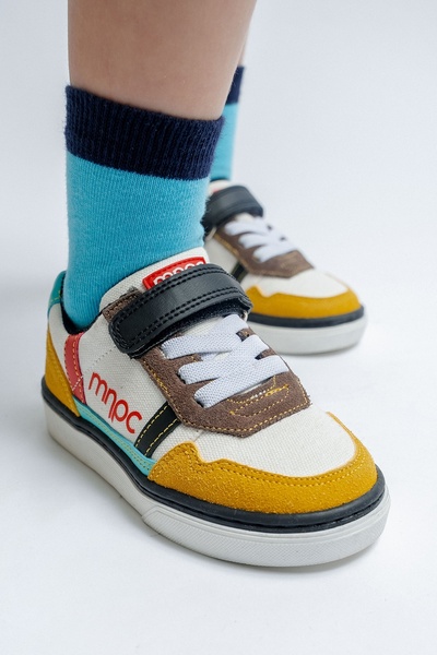 mnpc Boy's Yellow Casual Shoes