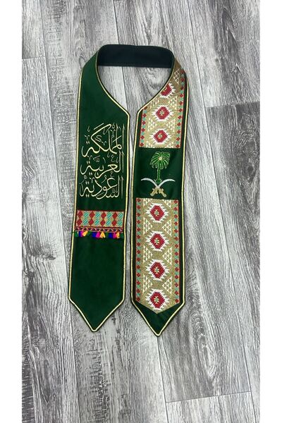 aram Saudi National Day Shawl Scarf Pride and elegance in the Kingdom's celebration. Size fits adults and youth.