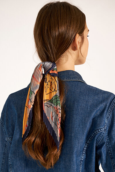 Axesoire 13464-1 Φουλάρι μπαντάνα από σατέν με πλισέ με λουλουδάτο σχέδιο