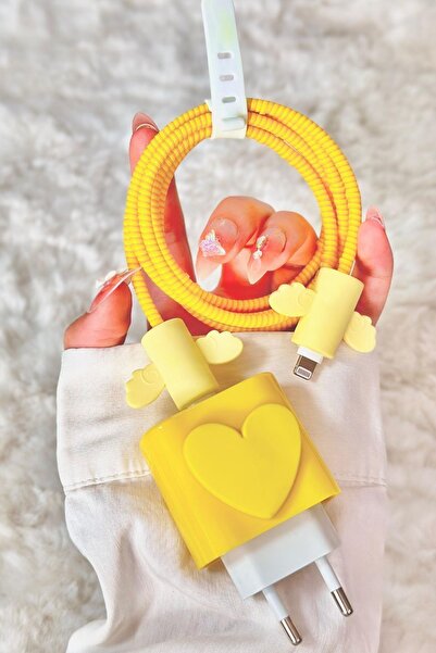 Vip Case İphone 18w/20w Uyumlu Şarj Başlık Kablo Koruyucu Örme Set Pembe Kalp...