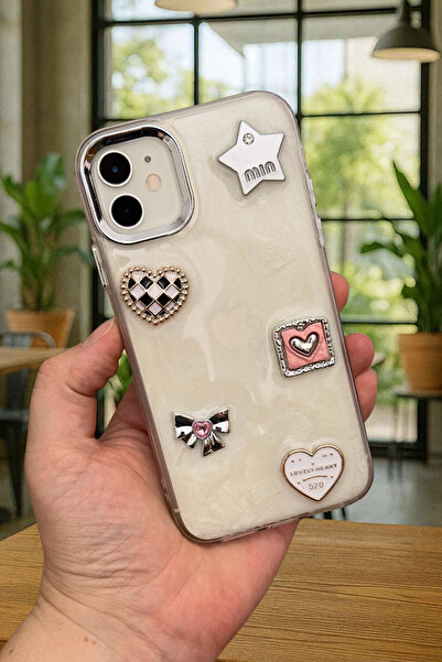 Vip Case iPhone 12 ve 12 Pro Uyumlu Epoksili 3D Figürlü Kalpli Kurdelalı Parl...