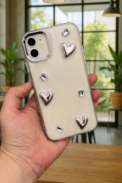 Vip Case iPhone 12 ve 12 Pro Uyumlu Epoksili 3D Figürlü Kalpli Kurdelalı Parl...