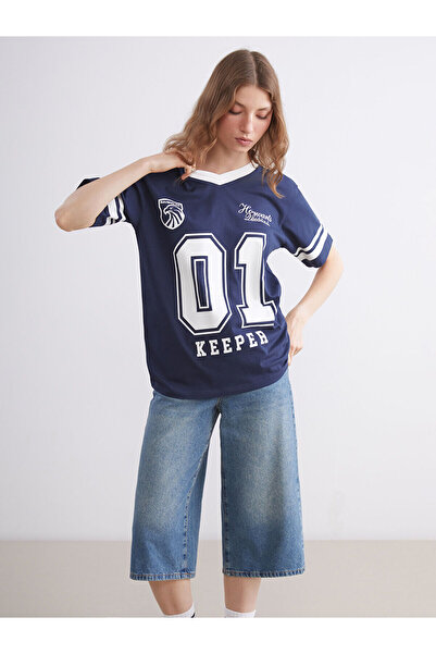 LC Waikiki Γυναικείο μπλουζάκι με λαιμόκοψη σε σχήμα V με στάμπα Χάρι Πότερ