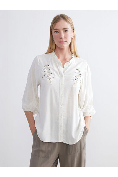 LC Waikiki İzr Yeni Sezon Fırfırlı Kaçık Yaka Nakışlı Keten Karışımlı Bluz