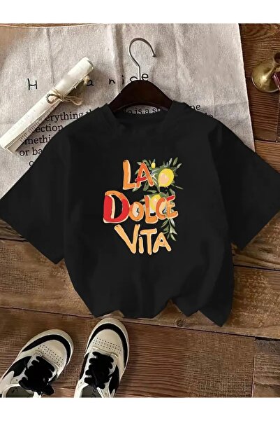 Deocept تي شيرت LA DOLCE VITA مطبوع برقبة دائرية كبيرة الحجم