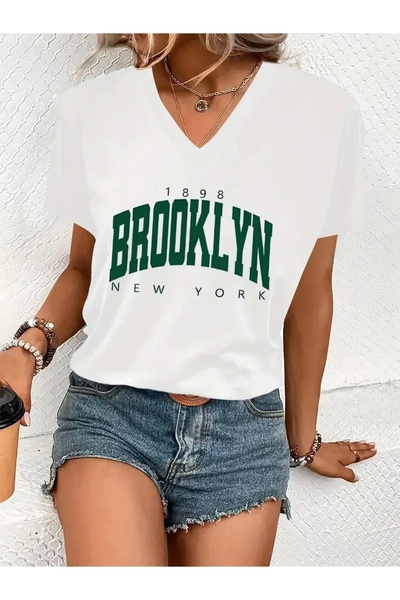 Deocept TRICOU DE DAMĂ OVERSIZE CU GULER ÎN V BROOKLYN CU IMPRIMEU